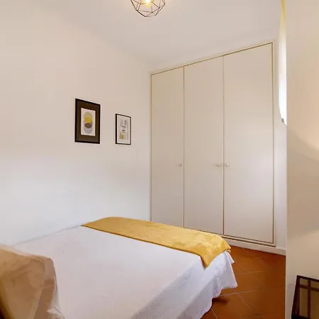 Fontainha By Interhome Διαμέρισμα *